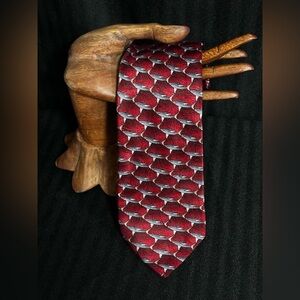 🦈 The Nature Conservancy 100% Silk Tie featuring White Top Shark Pattern 🦈